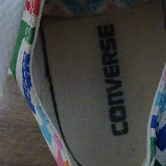 Converse - Picture 4 of 4